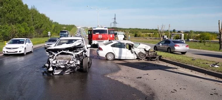 Утреннюю массовую аварию в Нижнекамске спровоцировал 23-летний водитель «Тойоты»