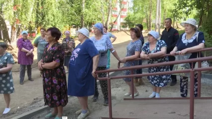 В Нижнекамске из-за разногласий по проекту приостановился ремонт двора