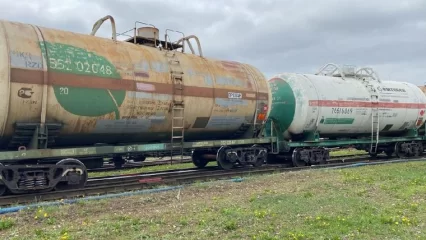 В Татарстане на станции Соболеково сошли с рельсов две цистерны - НТР 24