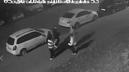 «Уличные танцы‎»‎ по-нижнекамски: подростки станцевали под окнами жилого дома - НТР 24