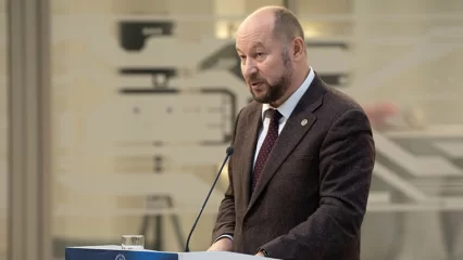 Асгат Сафаров поздравил журналистов Татарстана с Днем печати и пожелал им побольше позитивных новостей - НТР 24