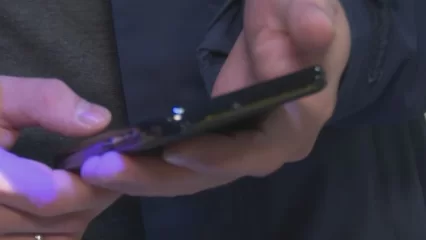 Молодой нижнекамец, испугавшись за жизнь родных, перевел мошенникам 70 тысяч рублей - НТР 24