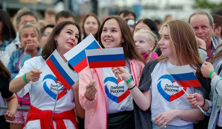 Парад дружбы, велоэкскурсия, салют: как в городах Татарстана отметят День России