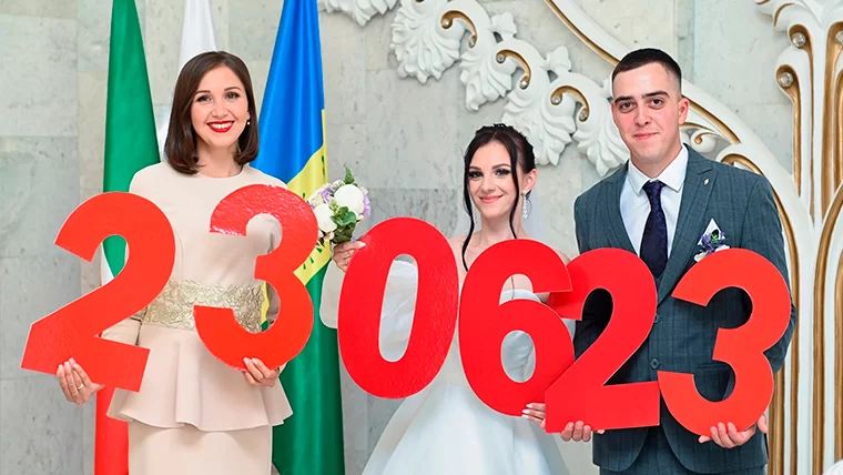 В Нижнекамске из-за «красивой» даты случился свадебный бум
