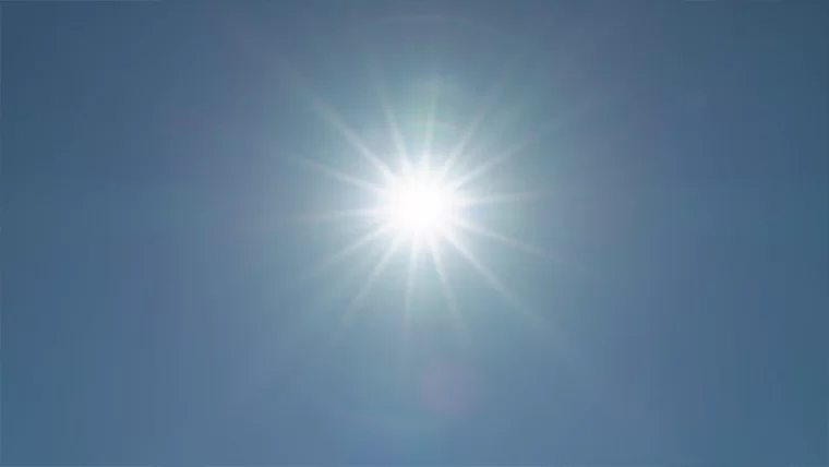 Нижнекамцам напомнили об отличиях солнечного удара от теплового