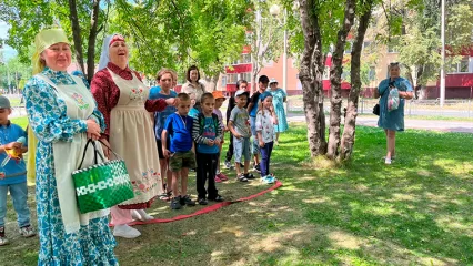 Участники детского Сабантуя в Нижнекамске получили подарки на память