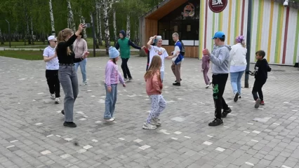 На фестивале в Нижнекамске детей познакомили с татарскими народными играми