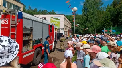 В Нижнекамске провели учебную эвакуацию детей в лагере