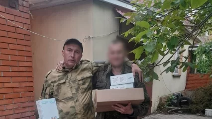 Спустя 20 лет татарстанец случайно встретил одноклассника в зоне СВО, когда доставлял гуманитарный груз