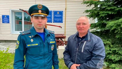 В Казани начальник Высокогорского гарнизона вместе со своим отцом спасли на пожаре мужчину