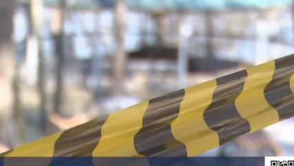 «В метре от сына упало бревно»: в Нижнекамске рабочим на Святом Ключе напомнят о технике безопасности - НТР 24