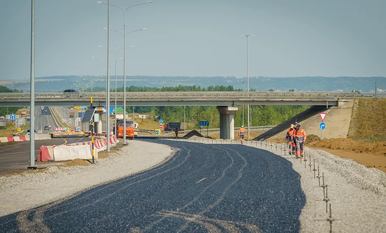 На платной автодороге в Татарстане установят бесконтактную систему оплаты