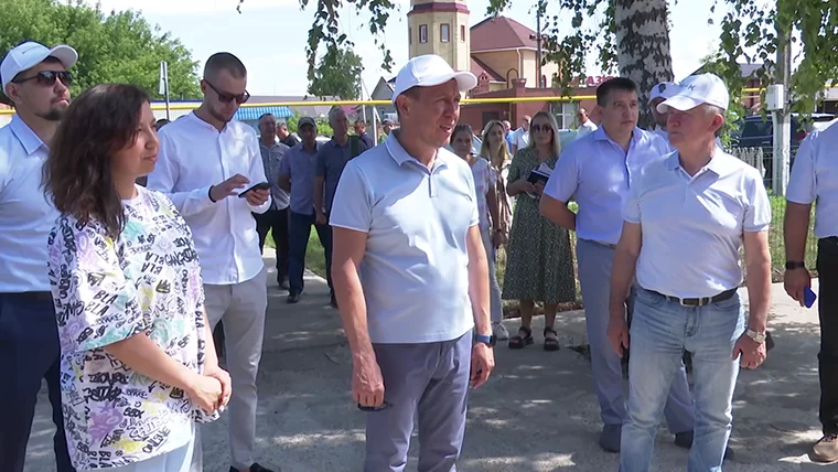 В Нижнекамском районе обсудили волнующие сельчан вопросы - дороги и водоснабжение