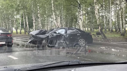 В Нижнекамске из-за ДТП возле мечети «Джамиг» возникла пробка - НТР 24