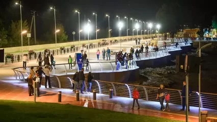 На набережной в Нижнекамске могут появиться новые сувенирные магазины и фудтраки - НТР 24