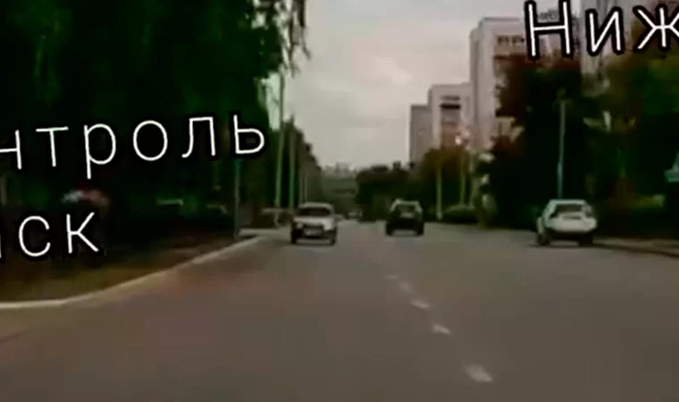 В Нижнекамске cняли на видео автомобиль, ехавший по «встречке»