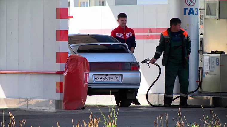 В Татарстане вновь выросла цена на бензин и дизельное топливо