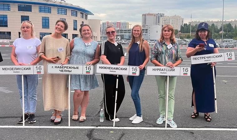 Нижнекамки выступили в финале конкурса «Автоледи-2023» в столице Татарстана