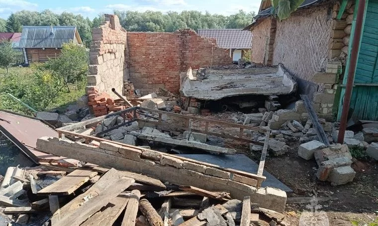 В Бугульминском районе Татарстана рабочего придавила упавшая бетонная плита
