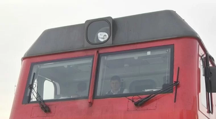 В Татарстане мужчина получил ожоги от удара током, перелезая через поезд