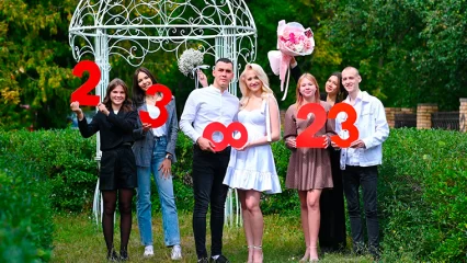 В «красивую дату» в Нижнекамске заключили брачный союз 15 пар - НТР 24