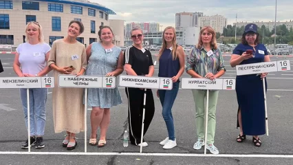 Нижнекамки выступили в финале конкурса «Автоледи-2023» в столице Татарстана - НТР 24