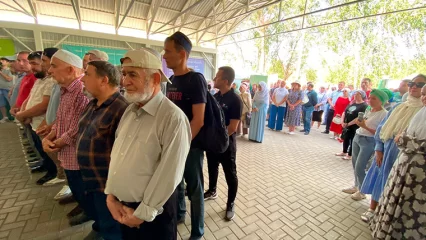 В Нижнекамске простились с выдающимся тренером по карате Алмазом Мутыгуллиным - НТР 24