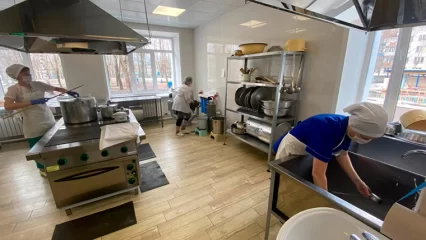 В Татарстане почти завершена программа капремонта школьных столовых - НТР 24