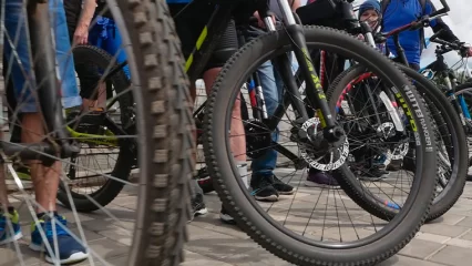 В Нижнекамске пройдет веломарафон в День флага России - НТР 24