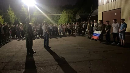 Из Нижнекамска на военную службу отправились шесть человек - НТР 24