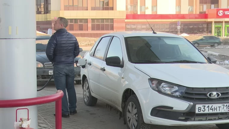 В Татарстане поднялись цены на бензин и дизельное топливо