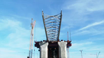 На обходе Нижнекамска устанавливают аванбек, который ускорит возведение моста
