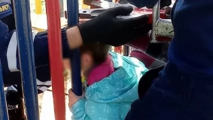 В Татарстане спасли трёхлетнюю девочку, застрявшую в домике