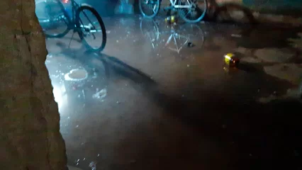 Нижнекамец показал ручей горячей воды в подвале многоквартирного дома - НТР 24