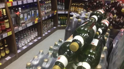 Жители Нижнекамского района стали больше покупать алкоголь - НТР 24