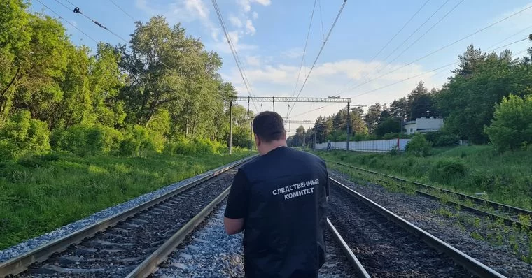 Ночью в Казани поезд насмерть сбил студента