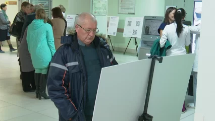 В Нижнекамске открылась выставка фотографий пациентов с онкологией - НТР 24