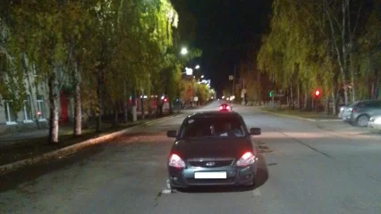 Мужчина получил тяжелые травмы при наезде легковушки в Татарстане