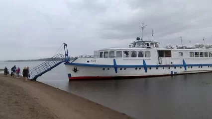 Следующий через Нижнекамск речной трамвайчик 10 октября завершает навигацию - НТР 24