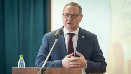 Салимгараев поздравил «Татмедиа» с 16-летием - НТР 24