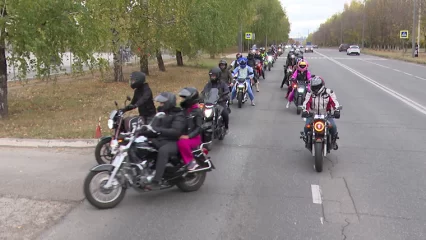Более 200 байкеров во главе с Муллиным проехали по Нижнекамску к закрытию сезона