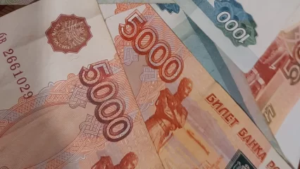 Жительница Нижнекамска отсудила у салона сотовой связи более 300 тыс. рублей