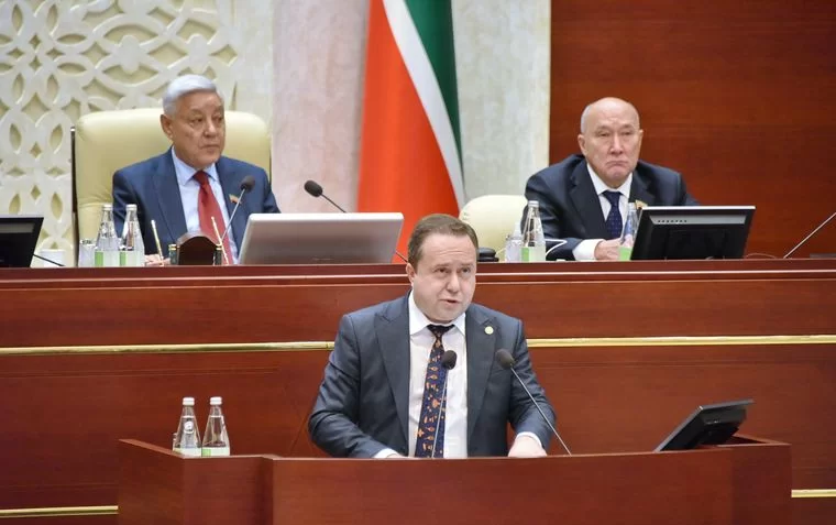 Депутатам парламента Татарстана озвучили средний размер пенсии в республике