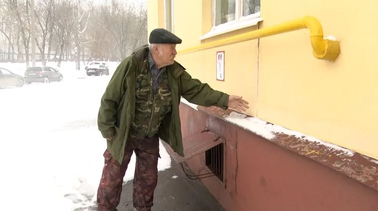 В Нижнекамске фундамент жилого дома разрушает стекающий в подвал кипяток —  НТР 24