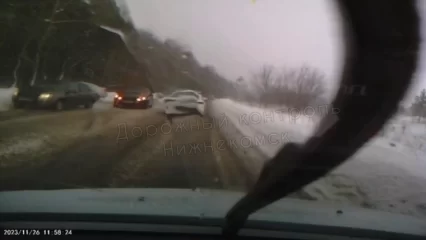 ДТП на дороге из Нижнекамска в Ильинку попало на видео