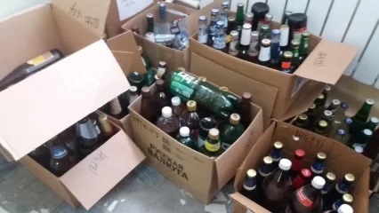 Нижнекамская госалкогольинспекция передала на уничтожение 894 литра нелегальной продукции - НТР 24