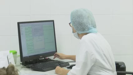 Глава минздрава Татарстана назвал суммы средних зарплат врачей и медсестер - НТР 24