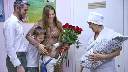 В Нижнекамске почти 400 женщин стали многодетными мамами