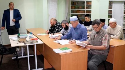 В Нижнекамске организовали бесплатные уроки татарского языка