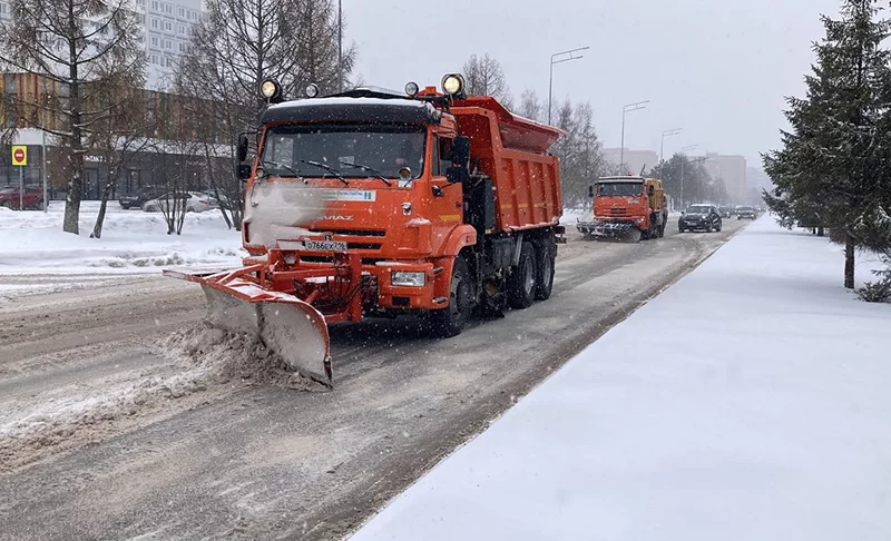 В Нижнекамске побили водителя снегоуборочной машины